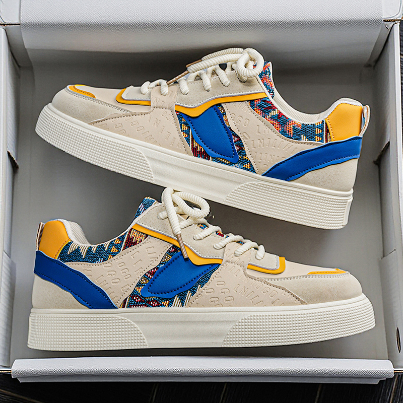 Ethnic Wear In Fashion - Sneakers Vintage da Uomo con Patchwork