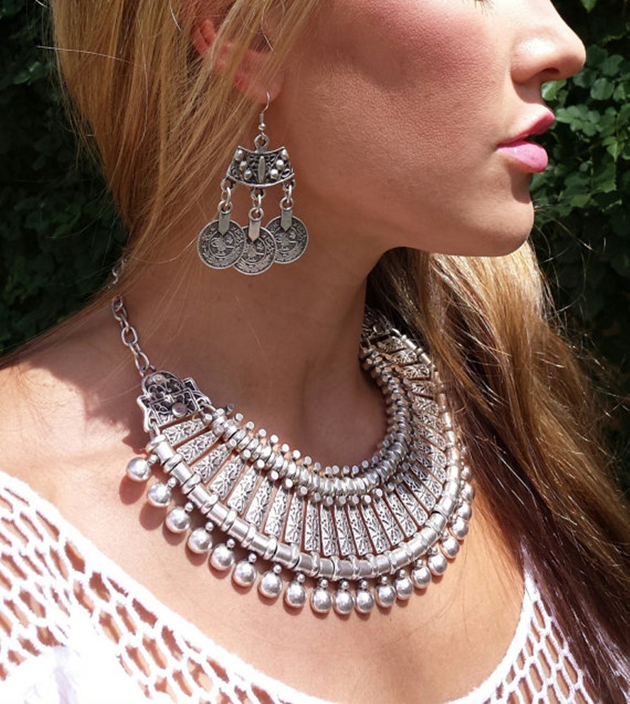 Ethnic Fashion Pakistan - Vintage argenteo Beach Coins collana girocollo