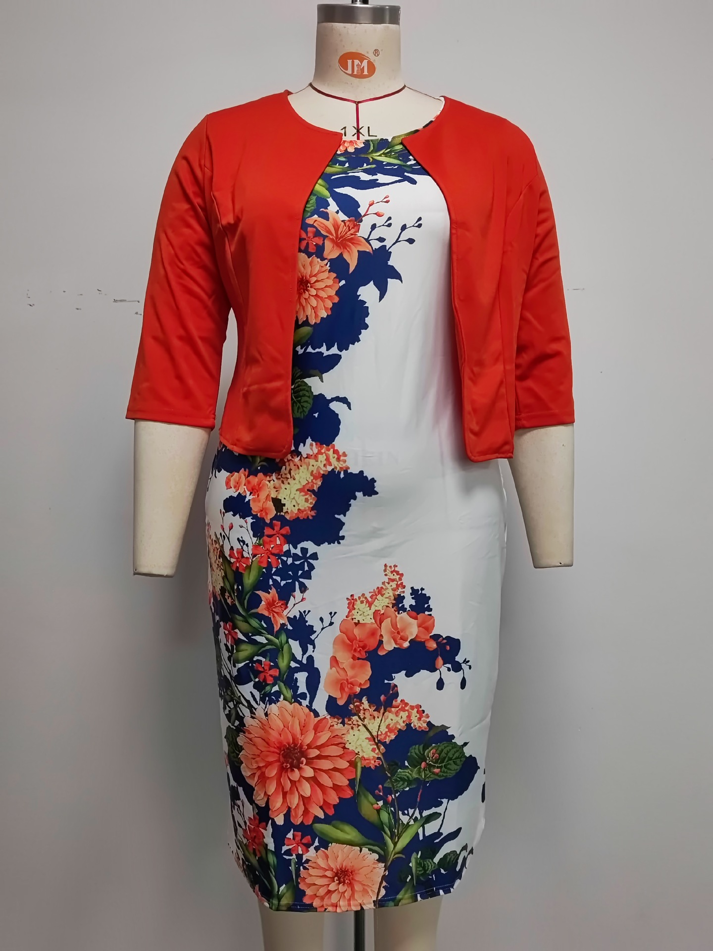 Set Moda Donna con Maniche Lun - Ethnic Fashion Pakistan recensione e prezzo