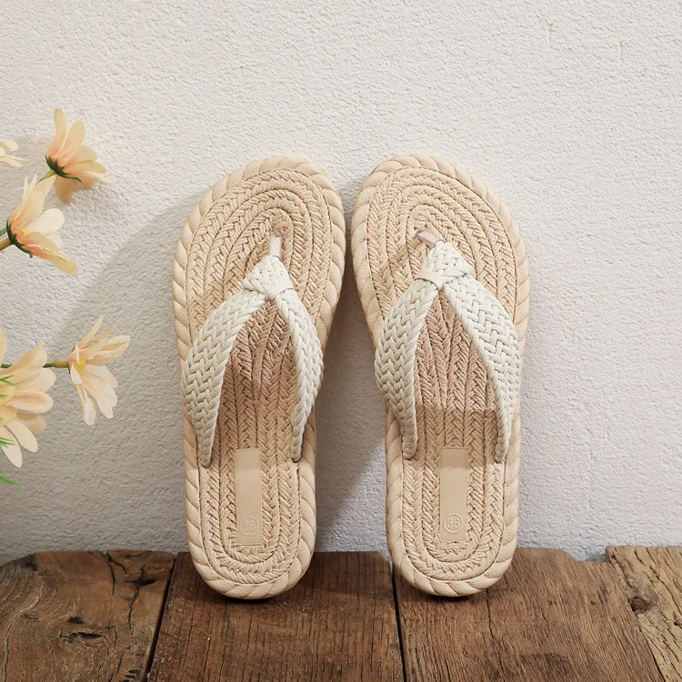 Nuove Ciabatte Infradito da Do - Ethnic Wear In Fashion recensione e prezzo